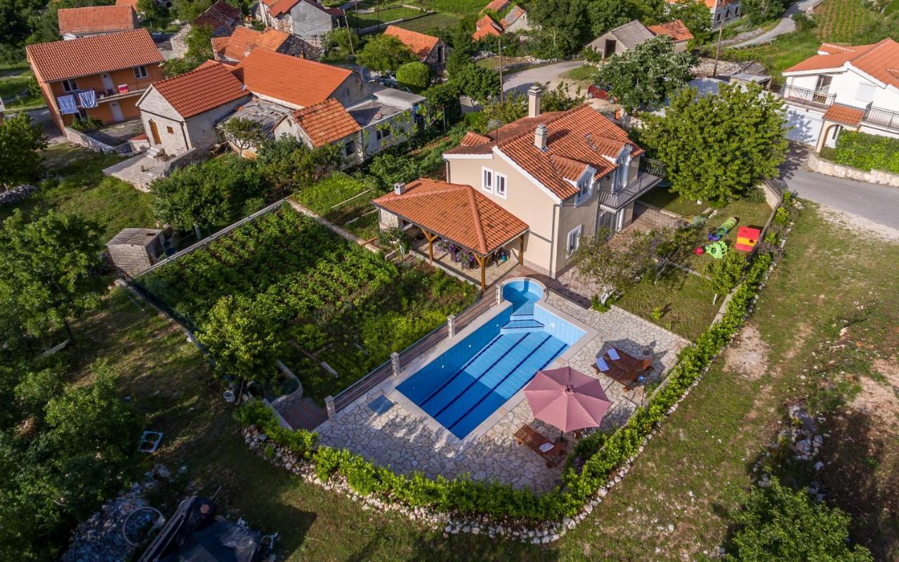 Holiday Home Memories And Joy Imotski Exterior foto